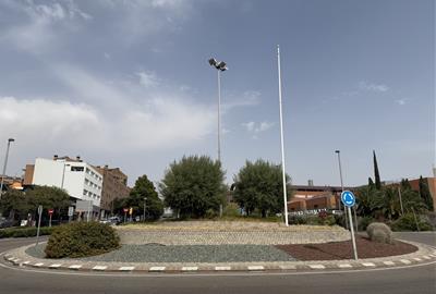 Un jutge confirma l'obligació de l'Ajuntament d'Igualada de retirar l'estelada de la rotonda de davant de l'hospital. ACN